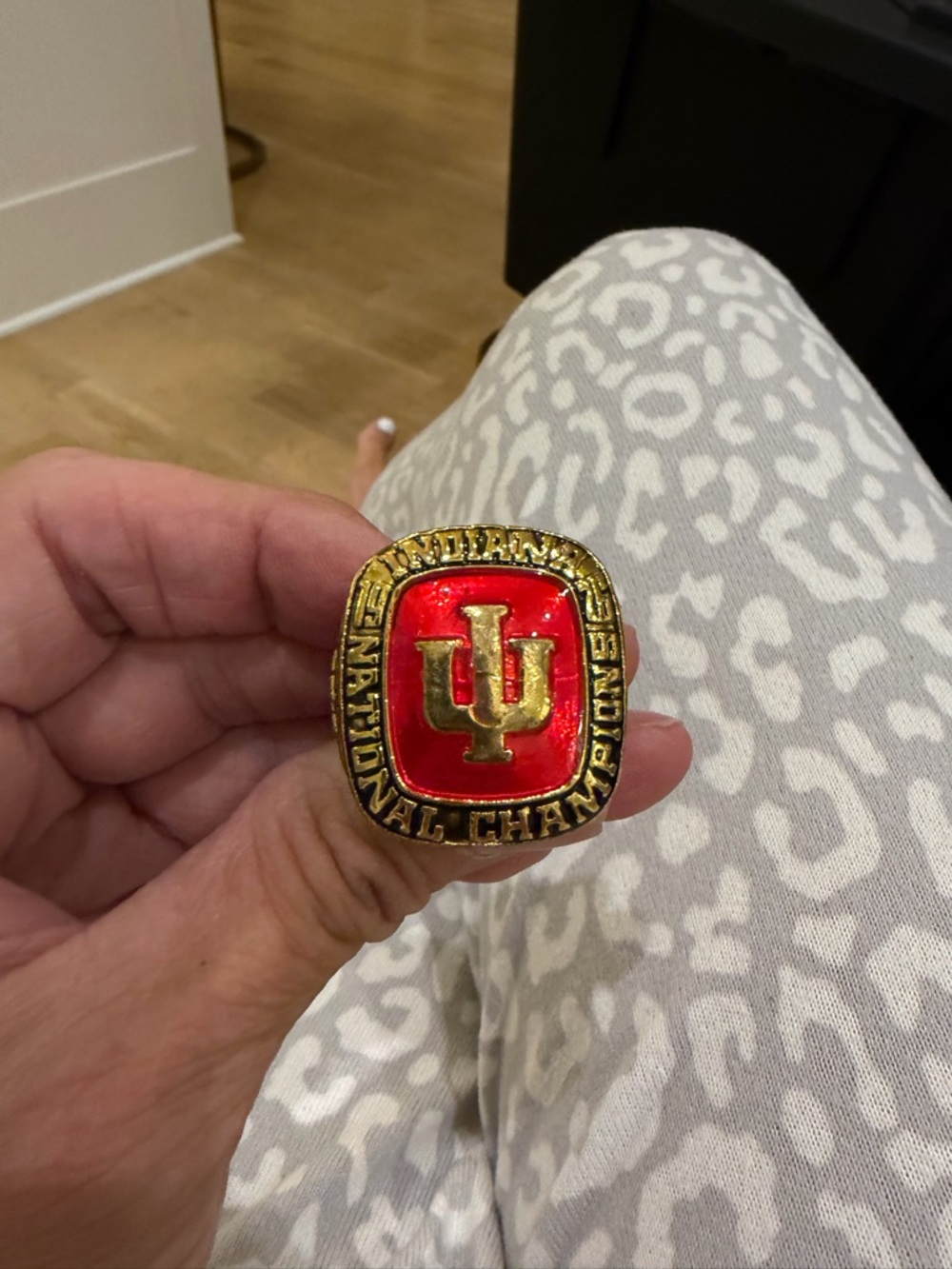 Indiana University Red & Gold Enamel IU Ring size 9